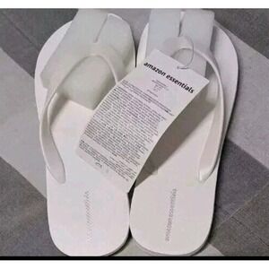 Amazon Essentials Kids Flip Flops Bright White Size‎ 5 US Unisex Lightweight